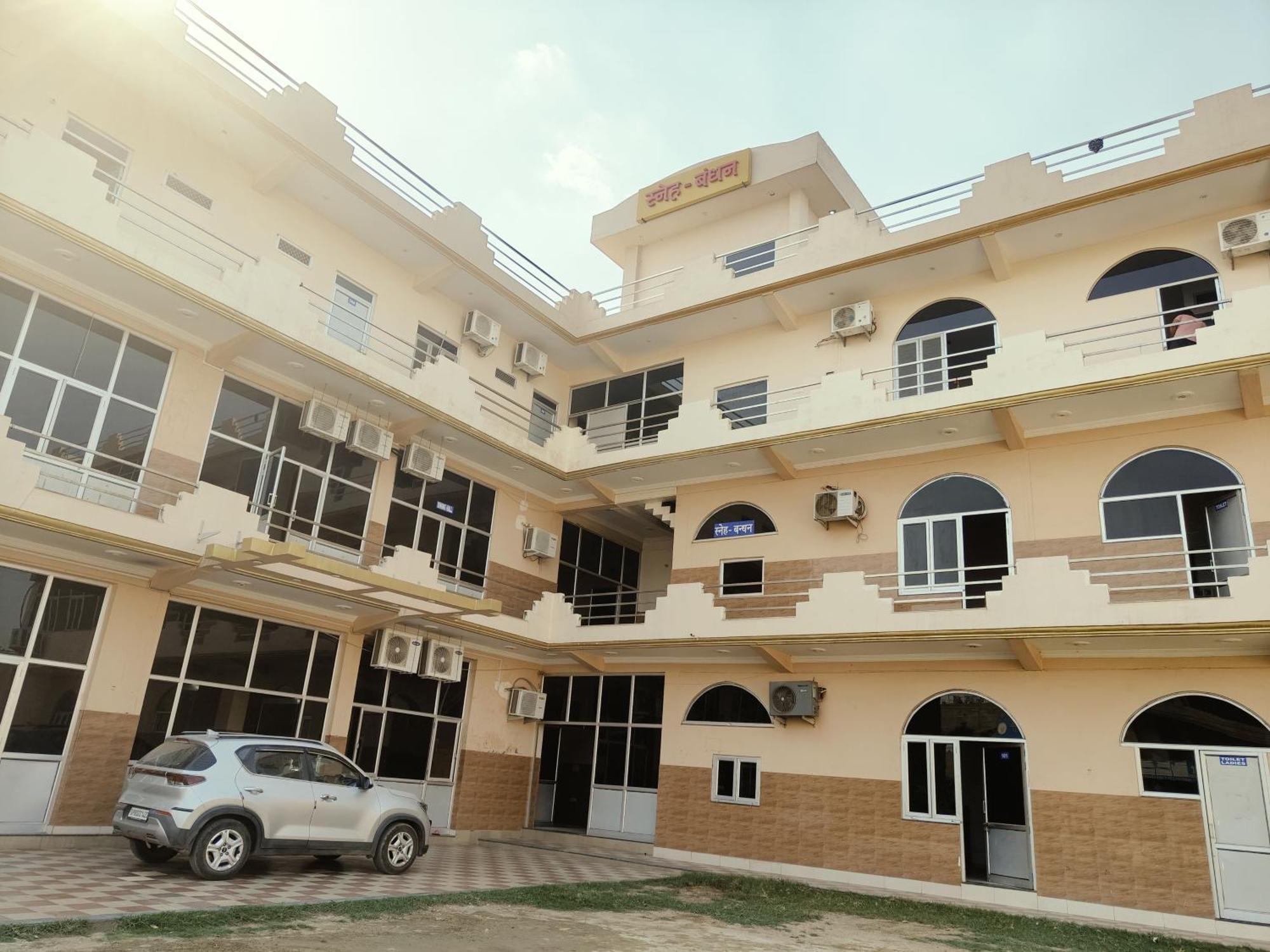 Sneh Bandhan Banquet & Lawn Kānpur Exterior foto